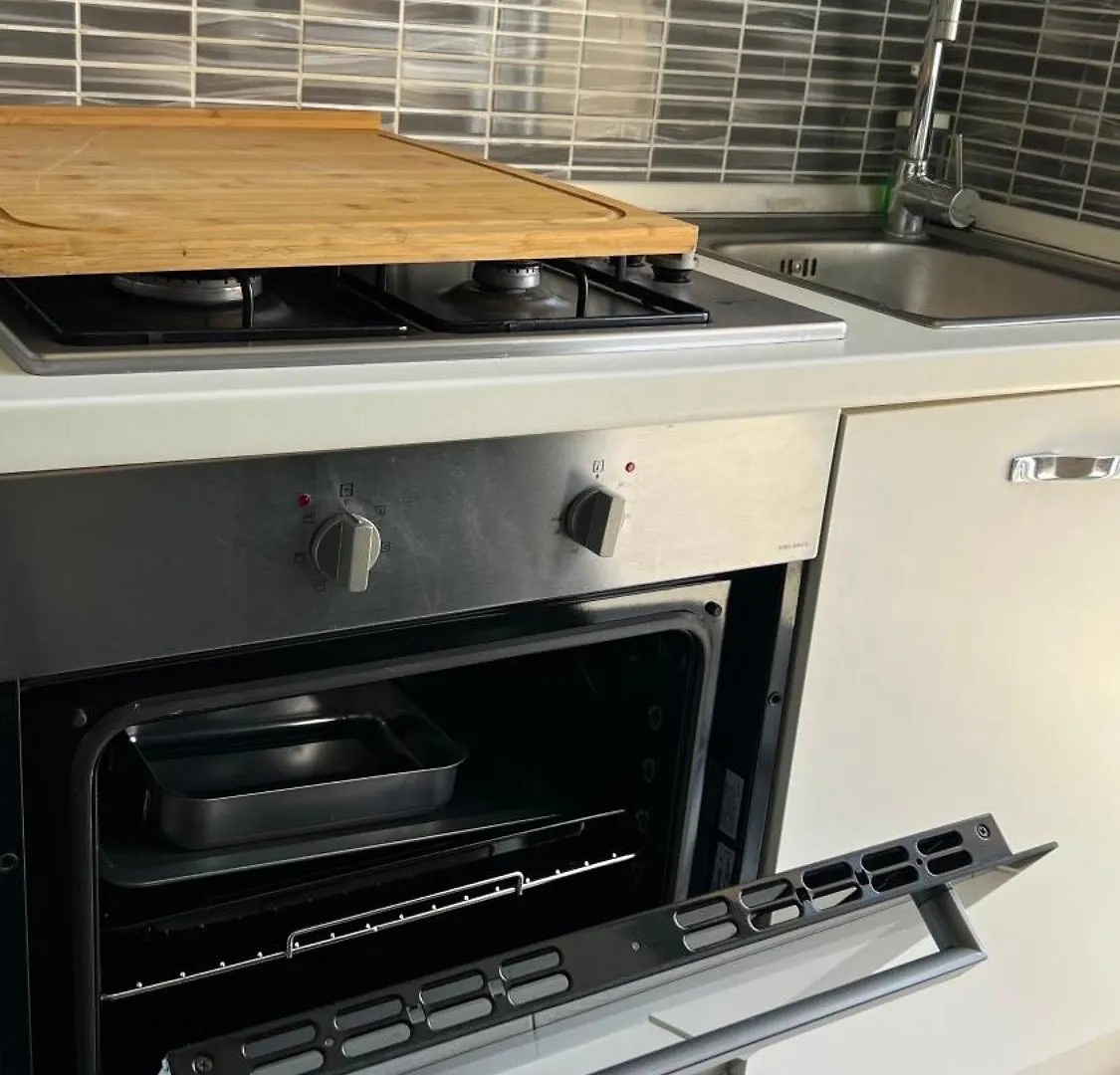 Rafael Milano - 10 Min From Linate Airport, Centrale Fs, Ospedale San Raffaele Apartamento