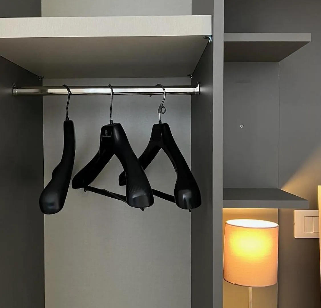 Rafael Milano - 10 Min From Linate Airport, Centrale Fs, Ospedale San Raffaele Apartamento