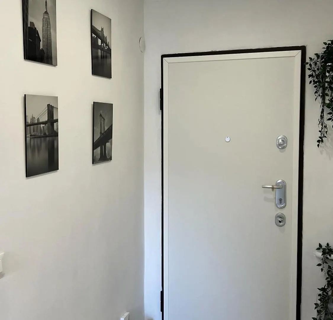 Rafael Milano - 10 Min From Linate Airport, Centrale Fs, Ospedale San Raffaele Apartamento Itália